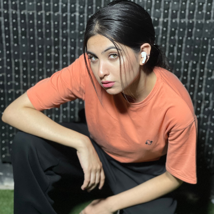 Interjacq Women's Crew Neck T-Shirt - Spandex - Peach