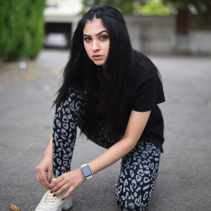 Women Polo - Black - IW11