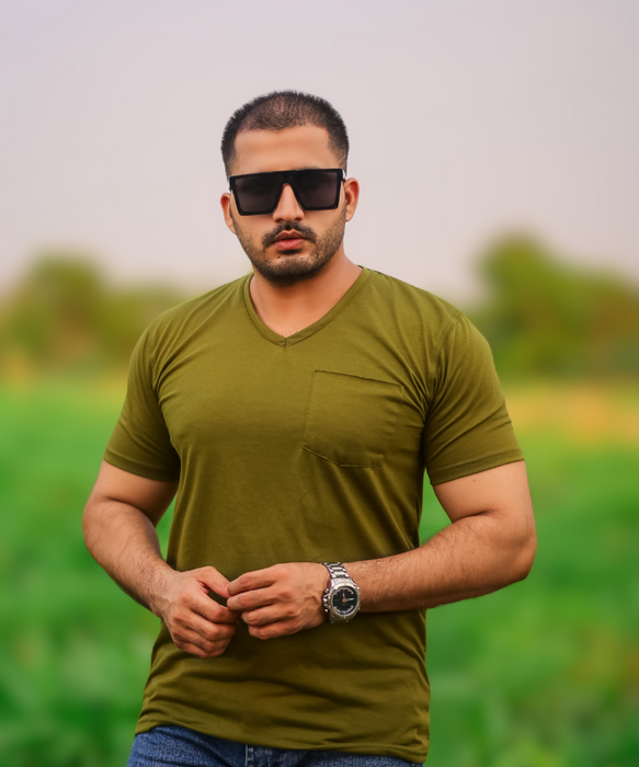 Interjacq Mens T-Shirt - V Neck - Green - IM59